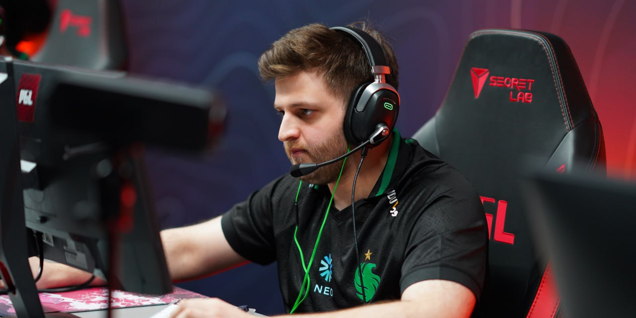 Настройки degster в CS2: сенса 2.75, прицел, eDPI 1100 (Falcons)